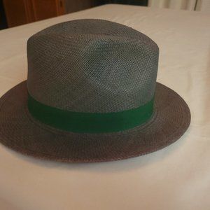 Like New Green 100% Straw Hat 7-1/4 (M/L)